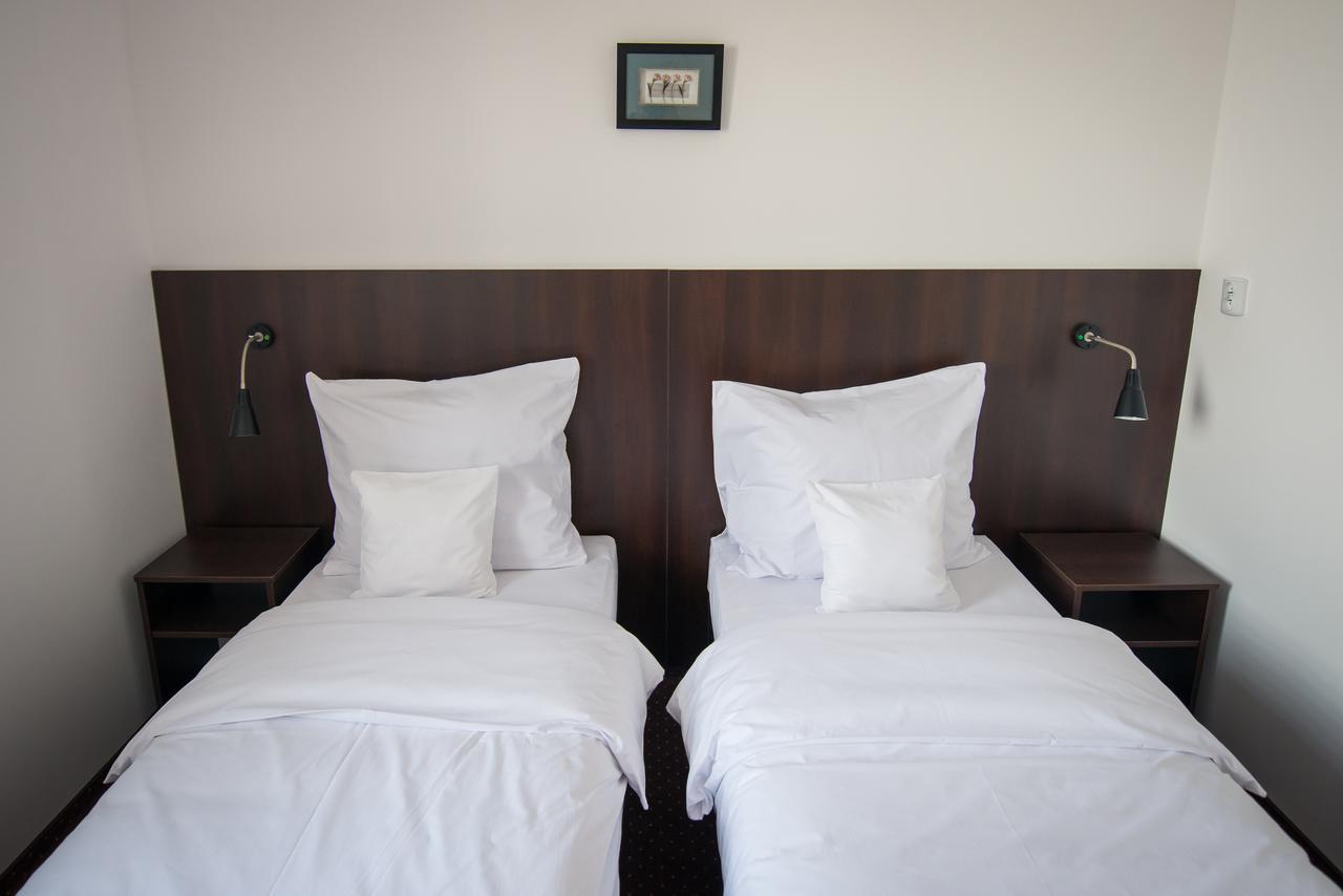 First Hotel Tczew Extérieur photo